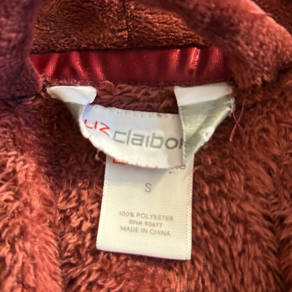 LIZ CLAIBORNE TEXTURED BURGUNDY COLOR ROBE WITH POCKETS AND BELT WOMEN’S SIZE S - Picture 6 of 7